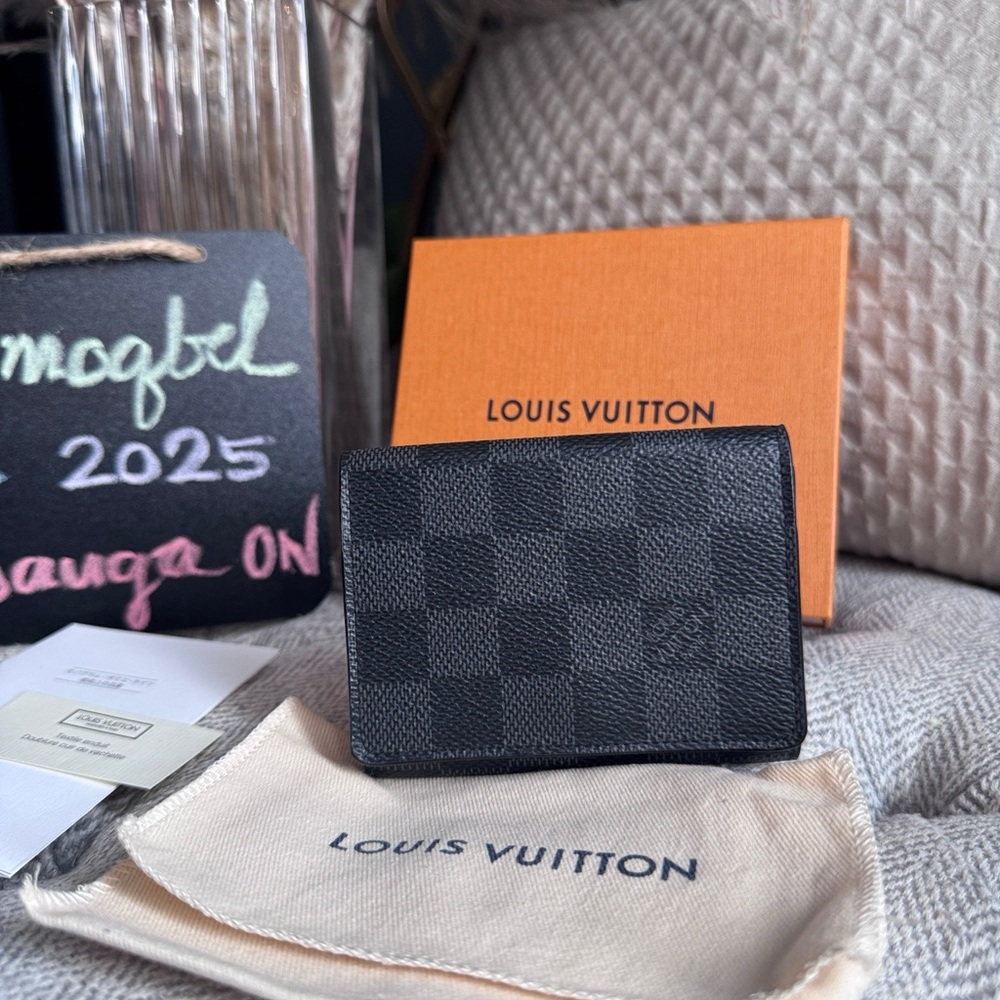♥️SOLD♥️Louis Vuitton Damier Graphite envelope card holder